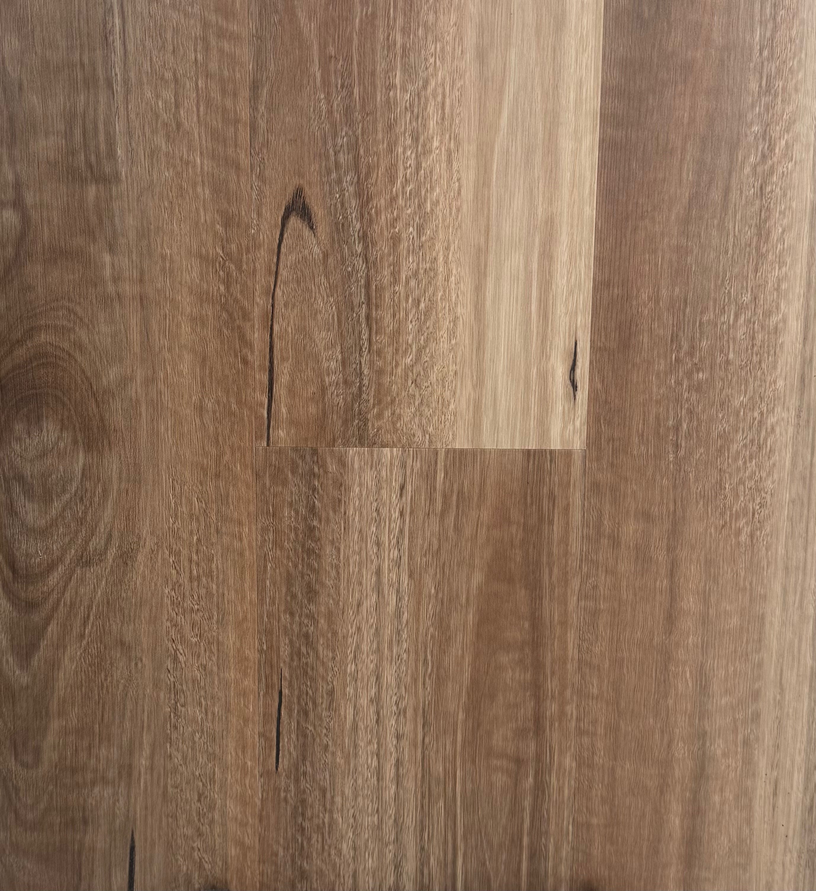 NSW Spotted Gum Hybrid Flooring 7mm – 7010 clean product image