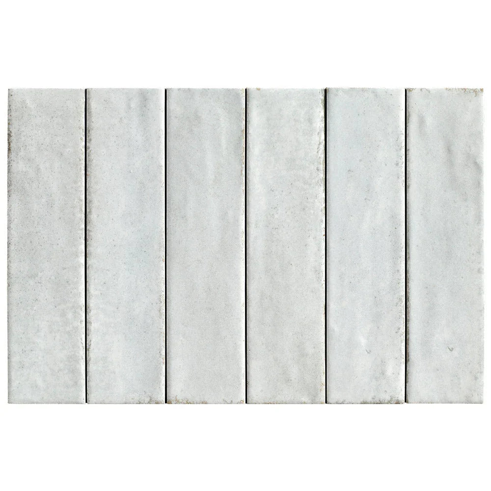 Otway White porcelain tile close-up